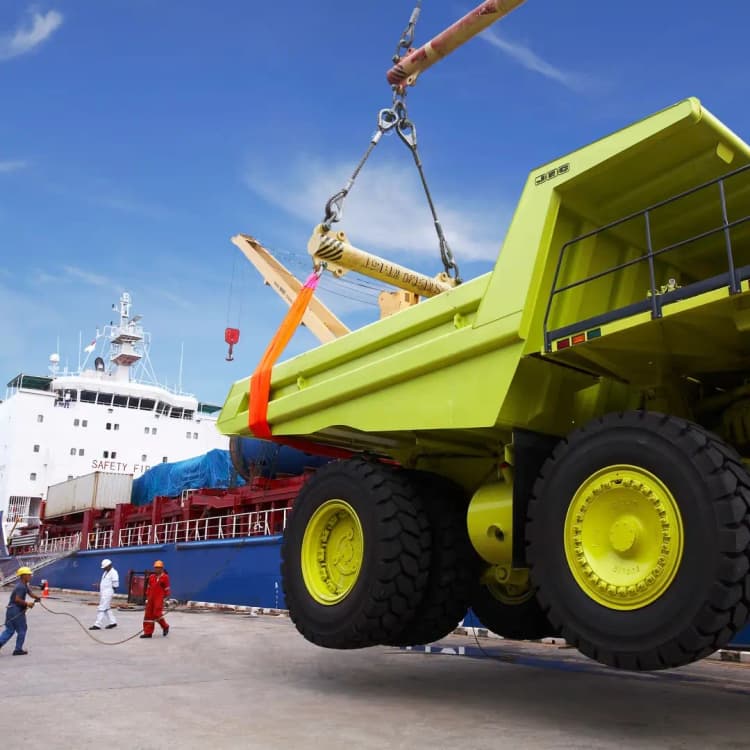 Equipos industriales, maquinaria pesada y módulos especiales